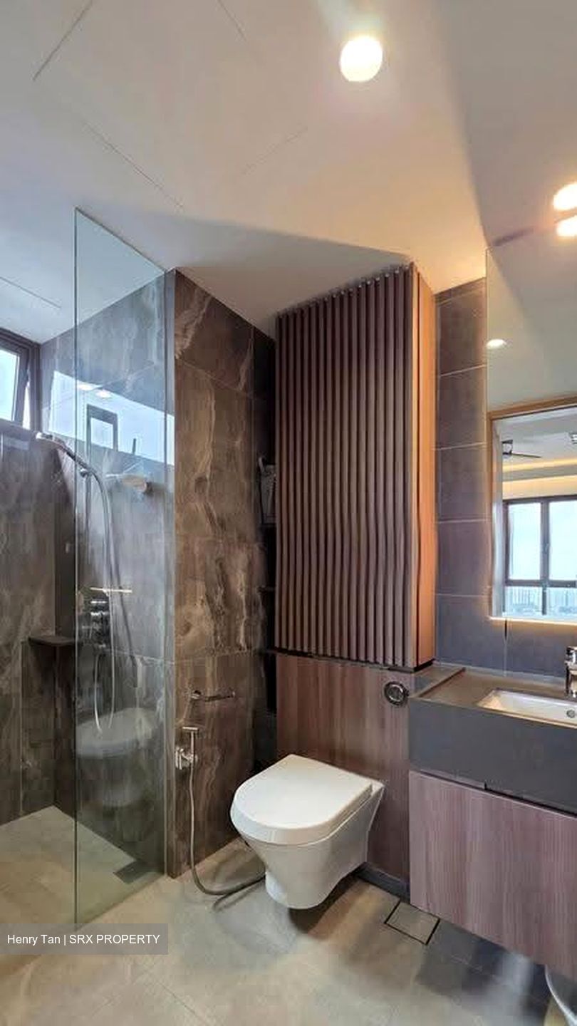 Midwood (D23), Condominium #607152101